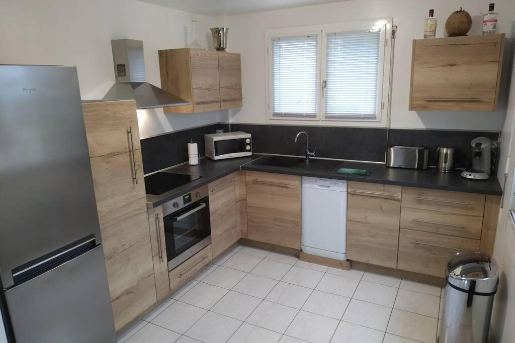 Appartement T3 Spacieux Avec Vue Sur L'Etang De Thau Au 1Er Etage D'Une Villa - Entree Independante Sete Luaran gambar